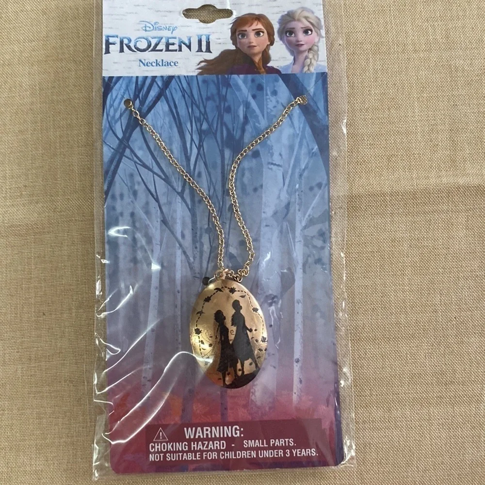 #4-Disney Frozen II Necklace (AI)